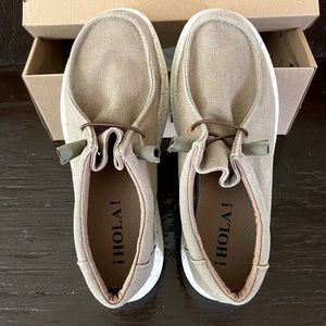Hola (Hey Dude style) shoes Size 7 M